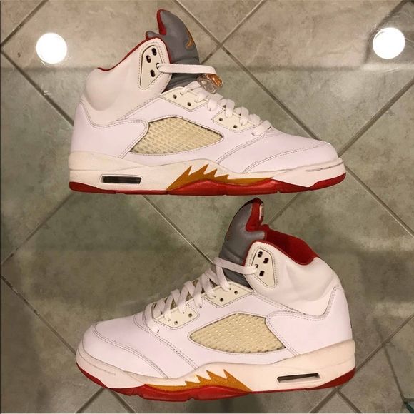 WMNS Air Jordan 5 Retro ‘SUNSET’ - Picture 2 of 8